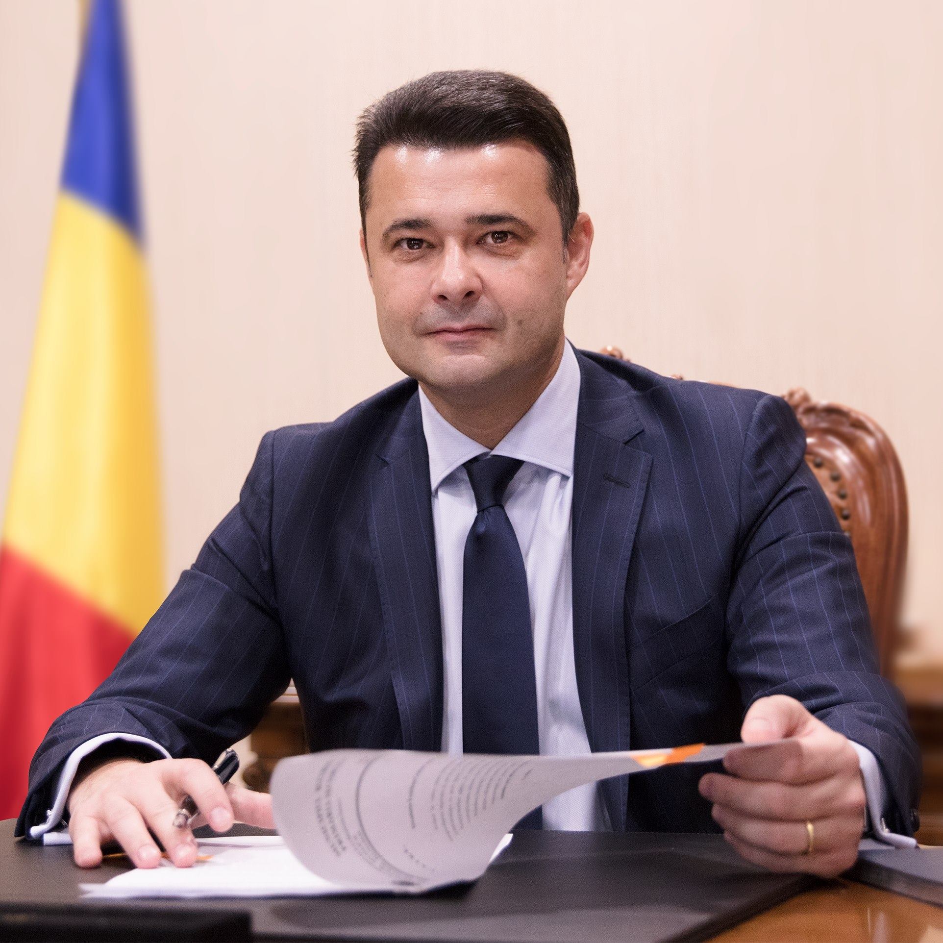 Primarul Daniel Florea atacă firma de casă a Gabrielei Firea, după ce mii de oameni stau de câteva zile fără apă caldă și căldură. „DEJA E PREA MULT!