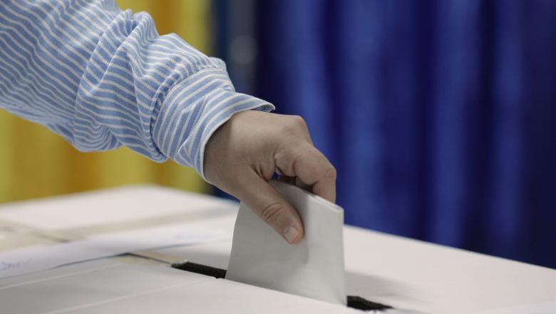 Turismul electoral, vizat de proiectul de lege al votului în două tururi la alegerile locale