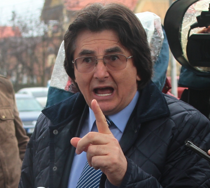 Nicolae Robu acuzat de umilirea publică a unei angajate. Cum se apără primarul din Timișoara