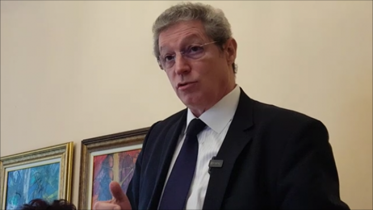 Doctorul Adrian Streinu Cercel ar putea fi destituit din fruntea Institutului Matei Balș.