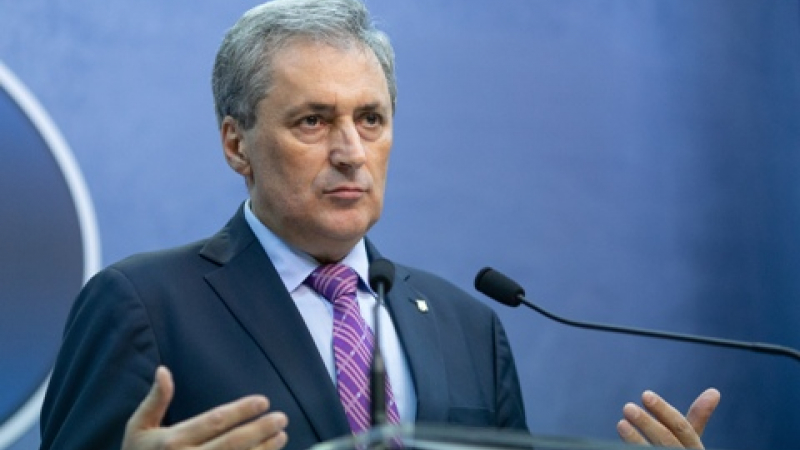 Ordonanța militara 10 modifică măsurile restrictive pentru bătrâni. Care sunt noile intervale în care pot să iasă din casă