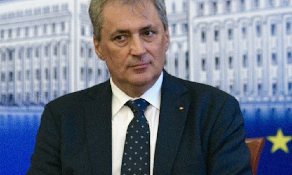 Marcel Vela spune că primari PSD incitau populația să ia cu asalt bisericile de Paște