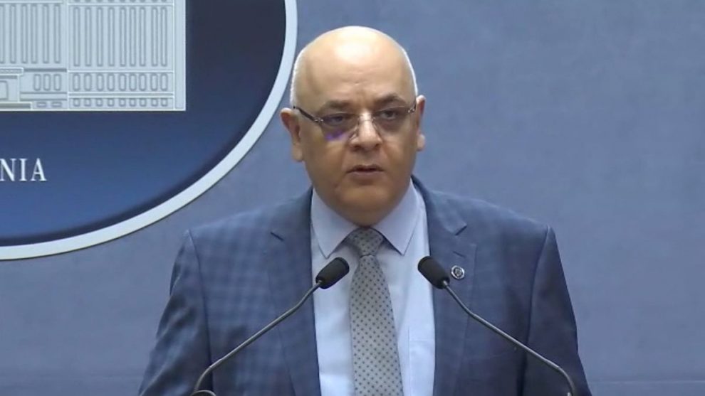 Spitalele vor prelua mai mulți bolnavi după data de 15 mai, dar vor fi reguli suplimentare, spune Raed Arafat