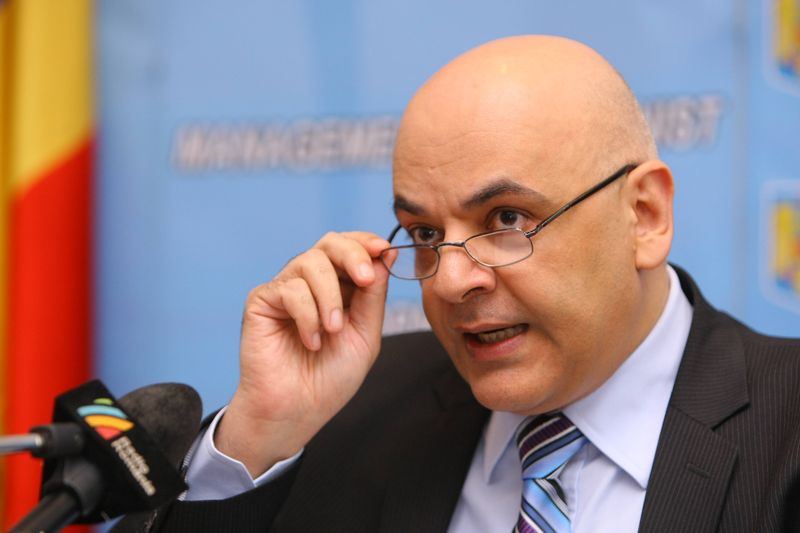 Raed Arafat orice român poate refuza testarea cu termometrul