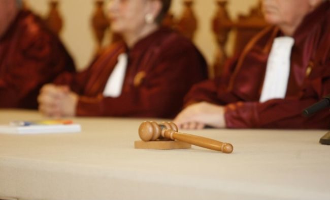 Impozitarea pensiilor speciale, decisă de CCR care e decizia previzibilă