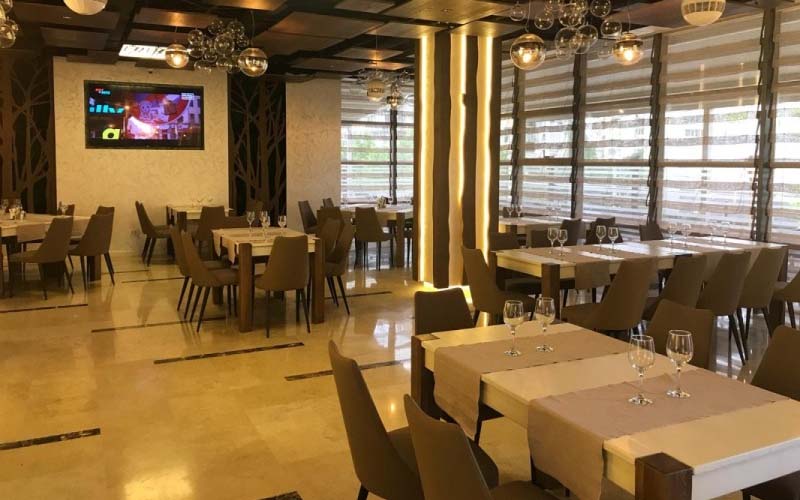 Restaurantele ar trebui redeschise de la 15 iunie evitarea concedierilor