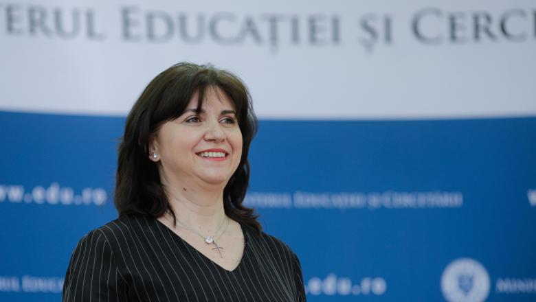 Invătământul online va fi reglementat printr-o ordonanță de urgență