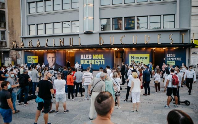 Nicușor Dan și-a ales sediu de campanie Magazinul București