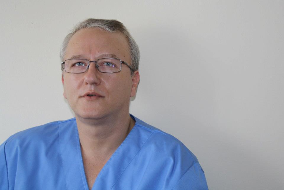 Medicul Răzvan Constantinescu protest dur împotriva purtării măștii la copii