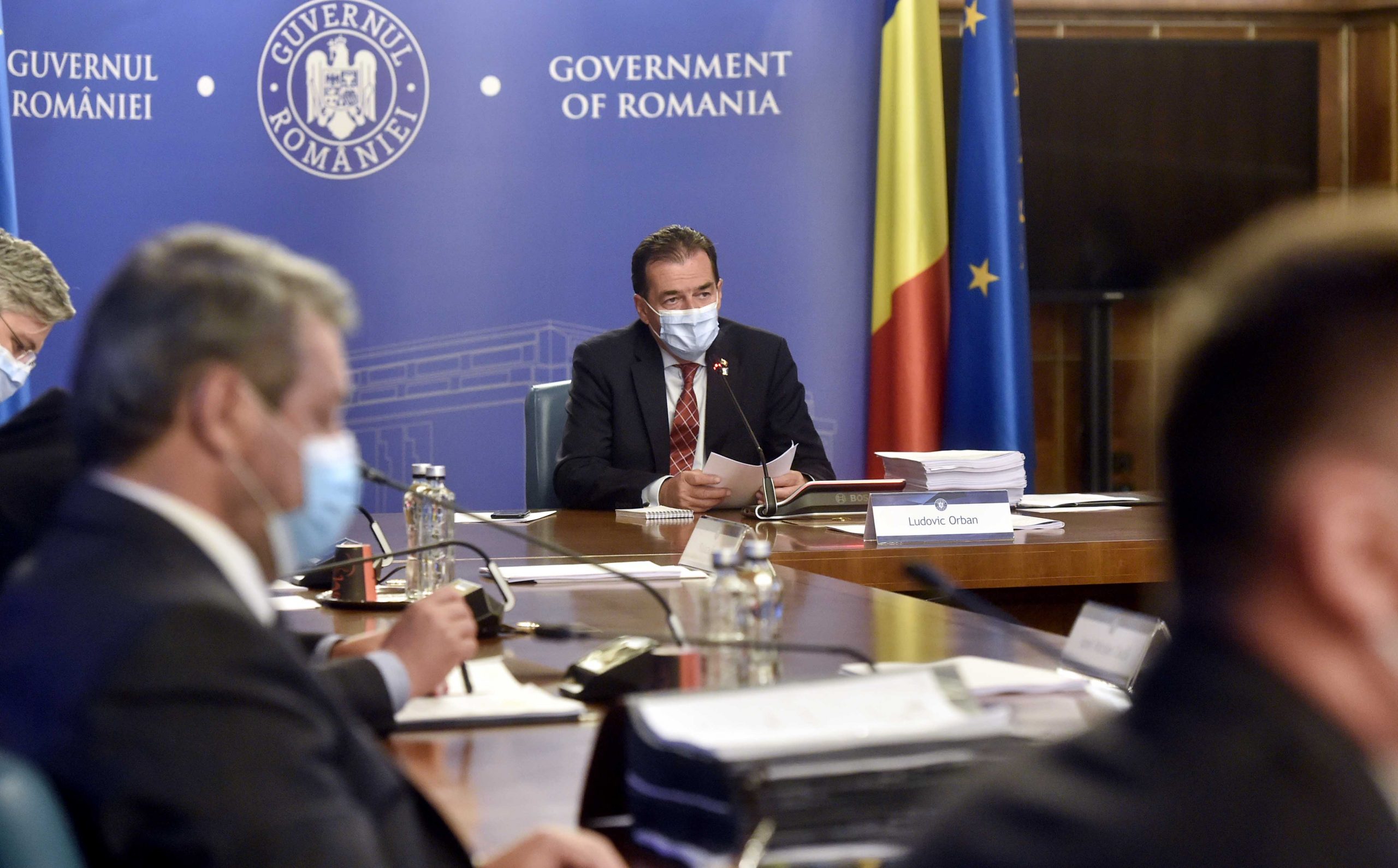 Miniștrii ar trebui să-și facă campanie electorală în timpul liber avertizează Ludovic Orbabn: „Prioritate e activitatea guvernamentală”