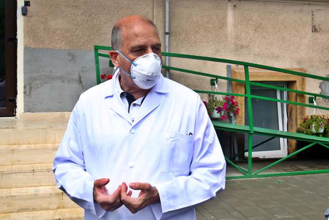 Care sunt simptomele ușoare de COVID, care permit să stai acasă