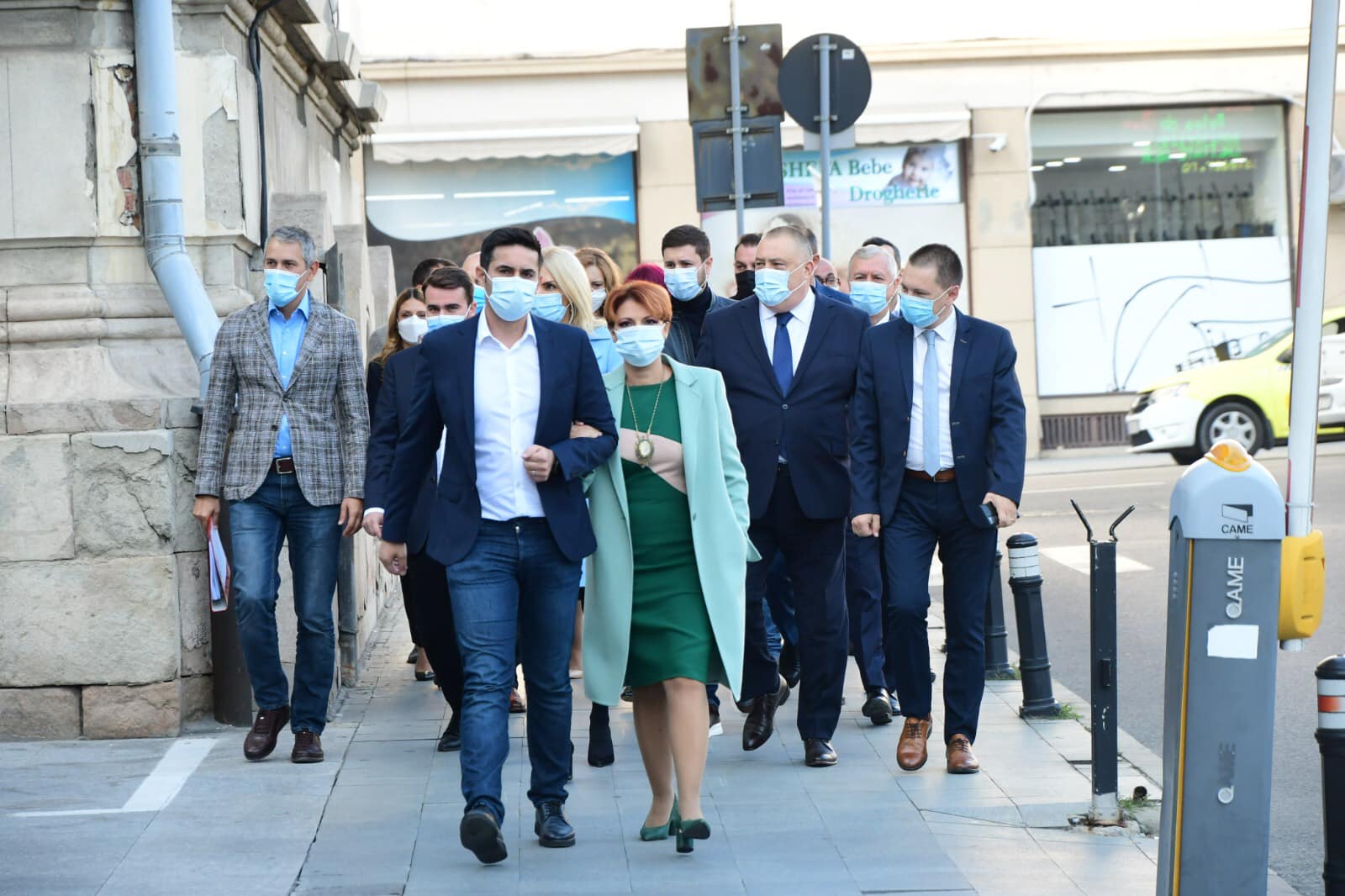 Un craiovean întârzie validarea mandatului de primar al Olguţei Vasilescu
