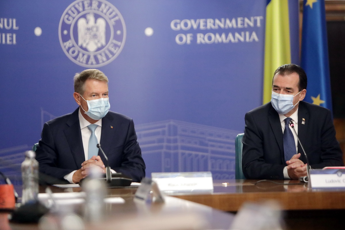 Care sunt restricţiile care intră în vigoare de astăzi. Ce nu mai avem voie să facem