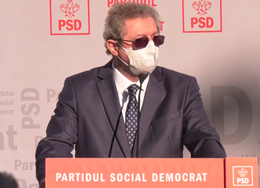 Adrian Streinu Cercel: „Salutul cu pumnul este contraindicat”. Medicul recomandă salutul cu mâna la piept