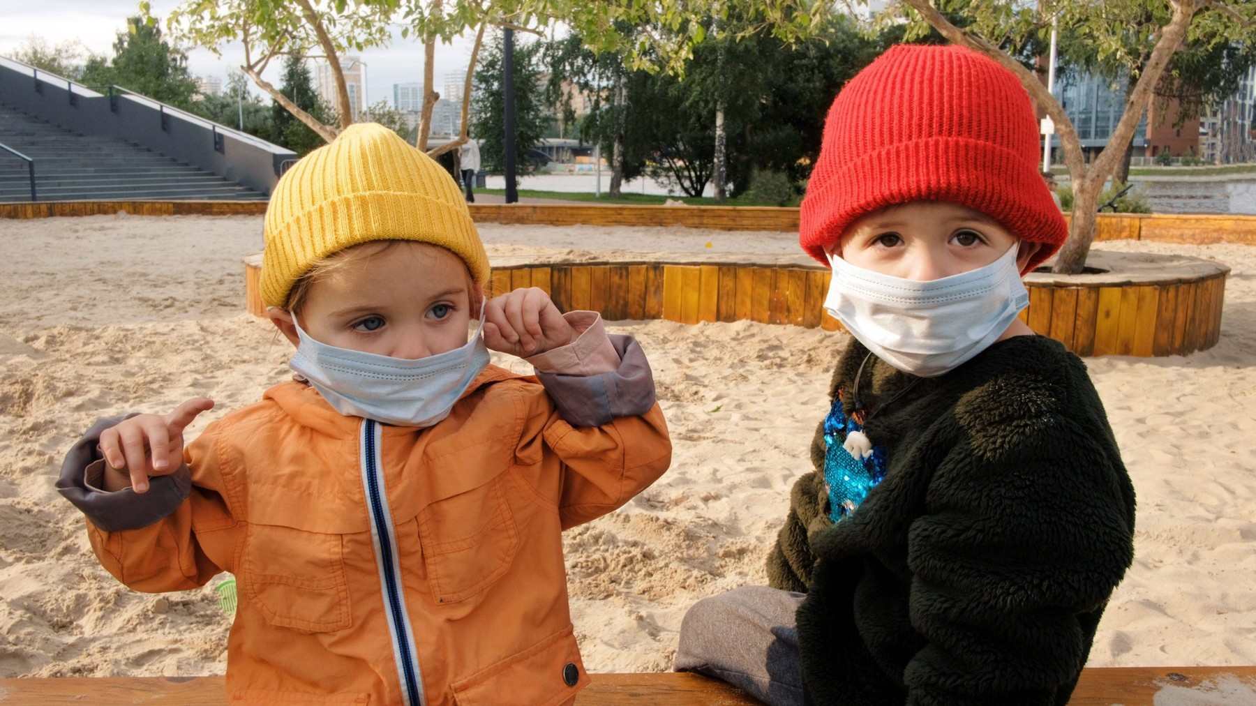 Numărul copiilor infectați cu coronavirus va crește, o dată cu noile cazuri
