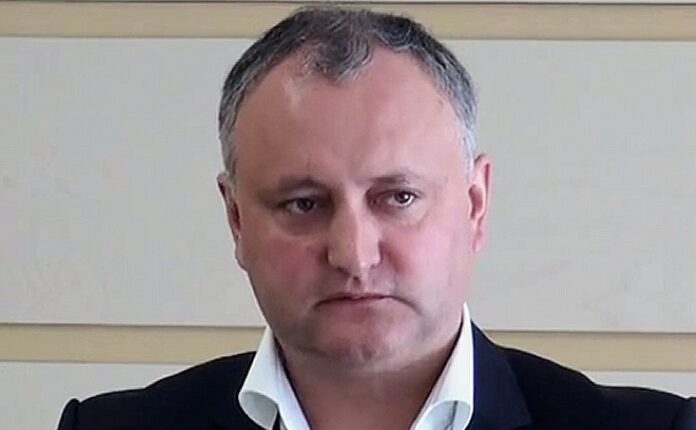 Igor Dodon l-a dat în judecată pe Klaus Iohannis și Ludovic Orban