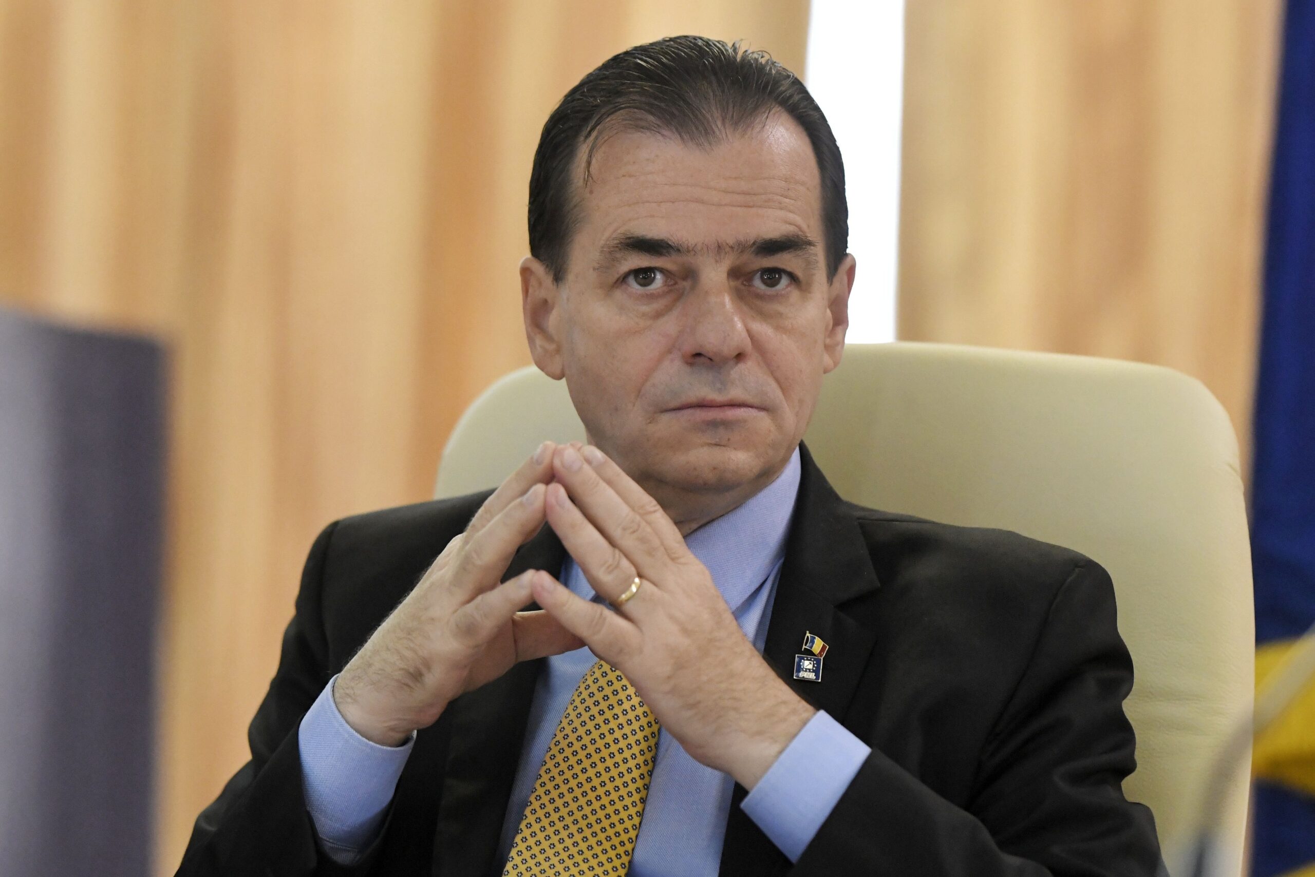 Slujbele de Crăciun în biserici se pot desfășura cu respectarea regulilor spune Ludovic Orban