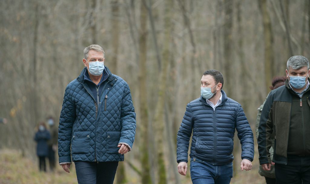 Klaus Iohannis a convocat marţi consultări cu partidele în vederea desemnării prim-ministrului