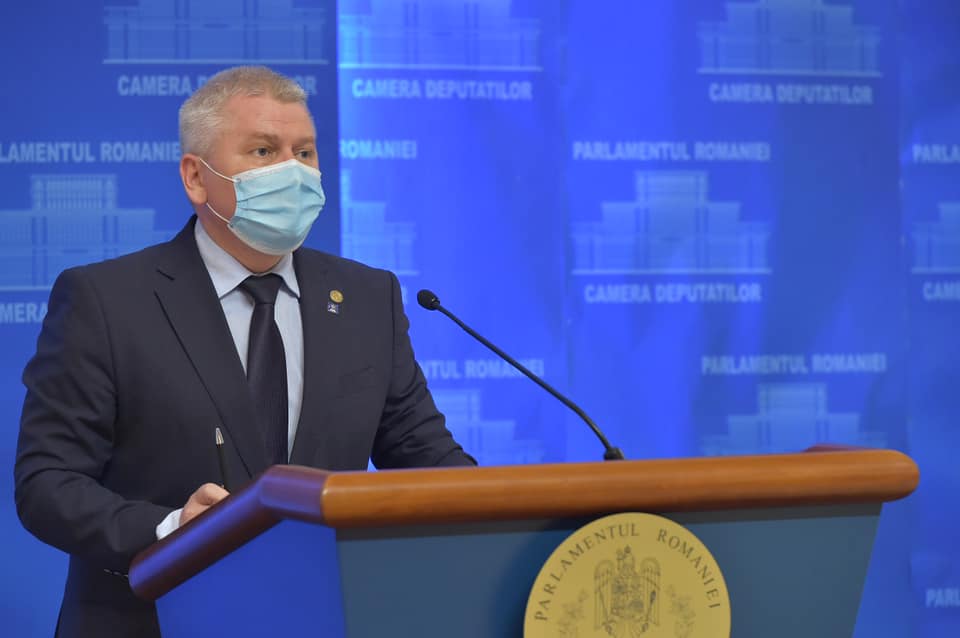 Florin Roman: „Pierderea alegerilor a învolburat apele în partid. E nevoie ca de aer de lideri puternici”