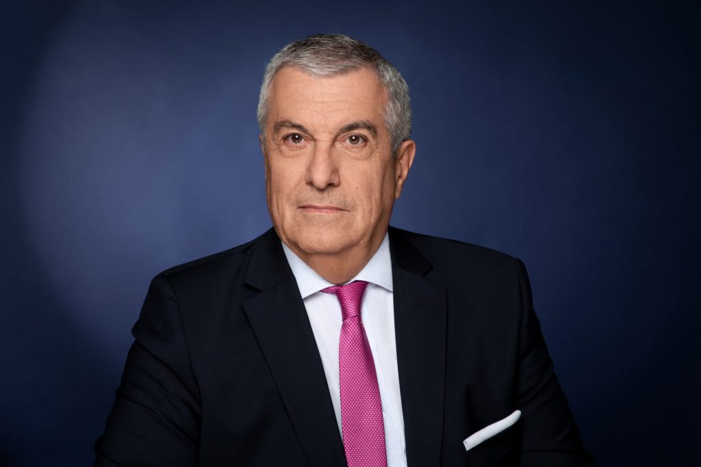 Klaus Iohannis dă undă verde pentru urmărirea penală a lui Tăriceanu, acuzat de DNA de luare de mită