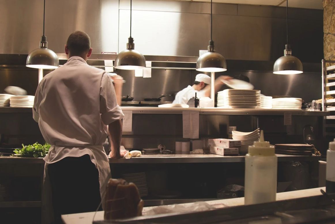 Restaurantele pot