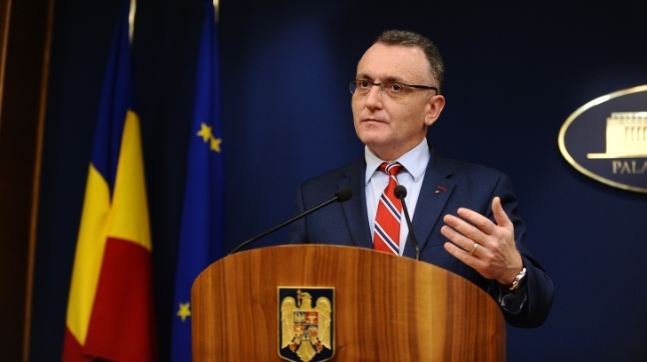 Școlile nu vor fi redeschise fizic în ianuarie a afirmat ministrul educației
