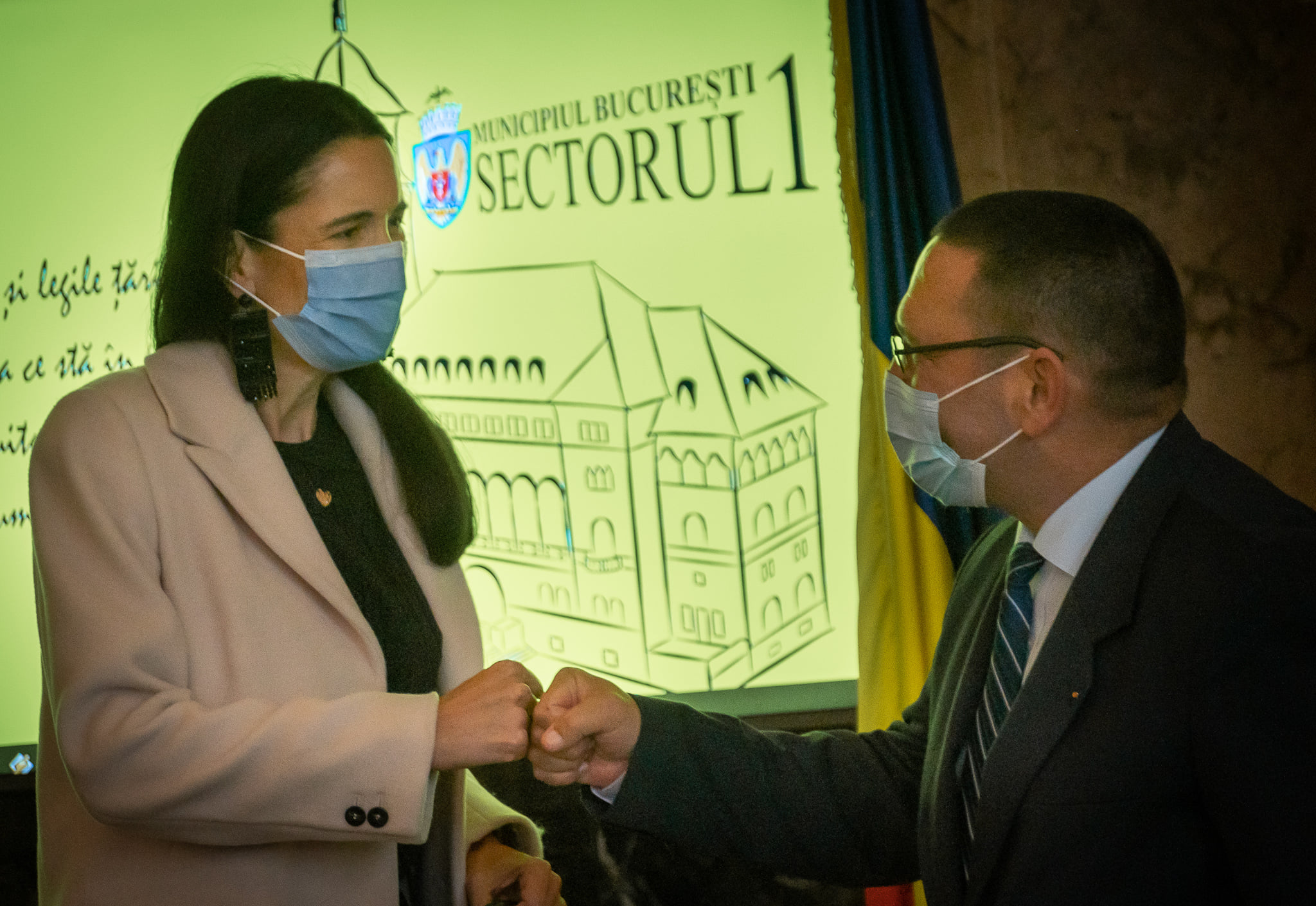 Clotilde Armand începe ferificările în Primărie. Vrea să afle dacă sunt salarațiați trimiși în judecată