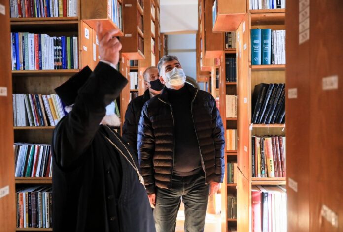 Marcel Ciolacu se răzvrătește: „În noaptea de Înviere merg la biserică. Voi plăti amenda și îmi voi asuma fapta”