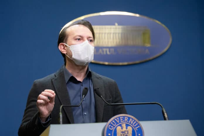 Florin Cîțu anunță că luni începe vaccinarea pentru populația generală: