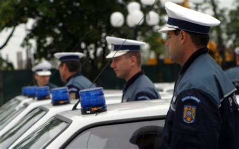 Bărbatul bătut de polițiști în București a povestit umilința maximă trăită