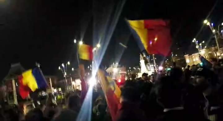 Proteste împotriva restricțiilor. Sute de persoane au protestat