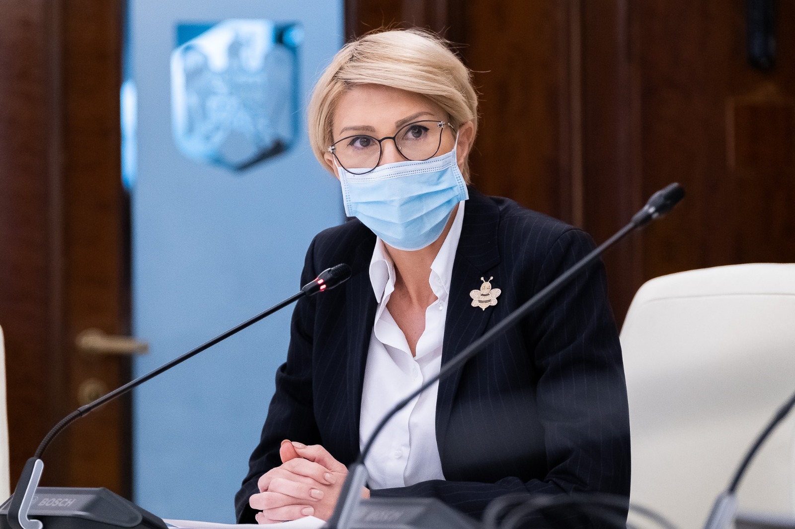 Raluca Turcan: „Talonul mov” de pensii va ajunge lunar, prin poștă, la toți pensionarii care-și primesc banii pe card, din 15 martie