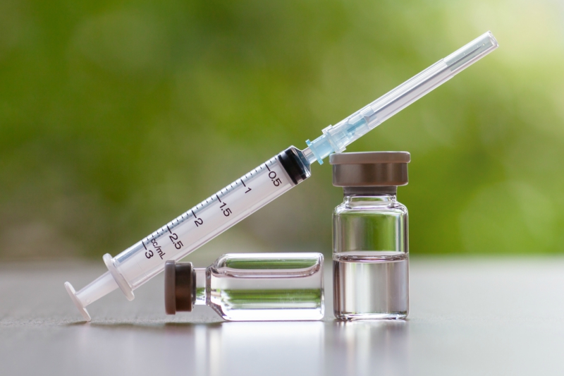Vaccinare preferențială la Focșani. Peste 100 de civili vaccinați