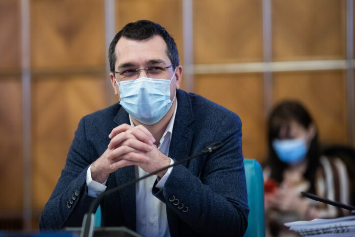 Vlad Voiculescu, după ce Florin Cîți a acuzat că numărul de paturi ATI este mai mic decât anul trecut: Niciun pat nu a dispărut prin magie