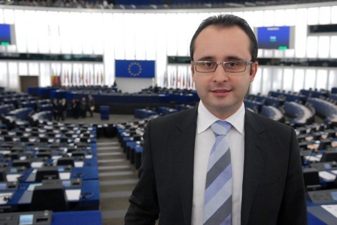 Ridicarea restricțiilor anticoronavirus ar putea avea loc la nivel european