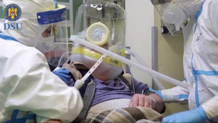 Imagini de la urgențe cu bolnavii de COVID care ajung în stare gravă