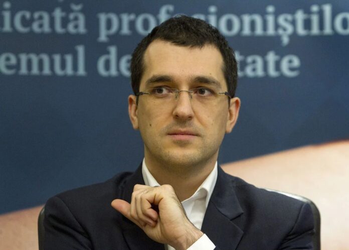 Voiculescu fără mască. La doar câteva zile după ce a primit amendă