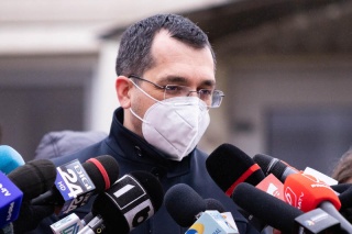 Morții de COVID sunt raportați în mod nereal, susține Vlad Voiculescu