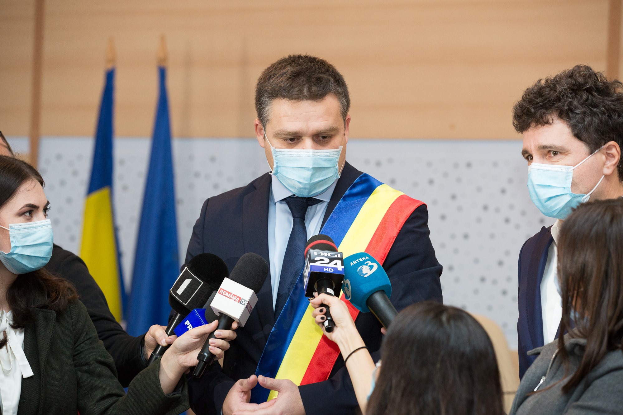 Ciprian Ciucu: „Nicușor Dan și-a recunoscut capacitatea scăzută. Eu nu vreau să-l atac, i-am asigurat spatele un an și patru luni”
