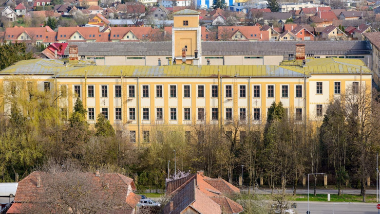 Fabrica de țigarete unde se produceau celebrele țigări „Carpați”