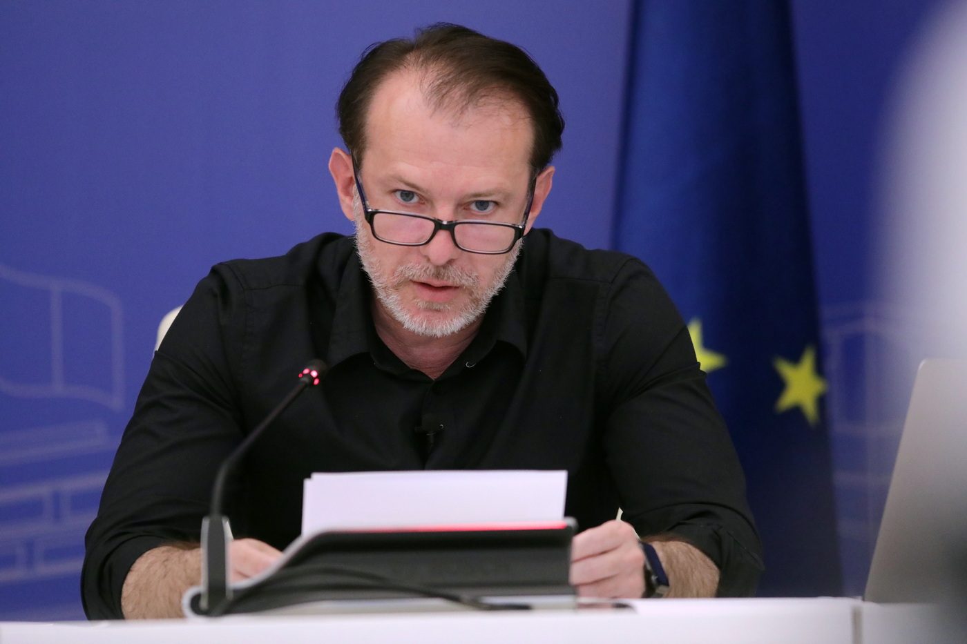 Premierul Florin Cîțu a votat, marți, în Senat, împotriva cererii de reexaminare a președintelui Klaus Iohannis la legea privind e