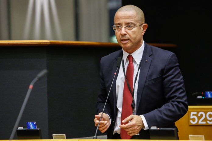 Testare extinsă înainte de relaxarea măsurilor de protecție