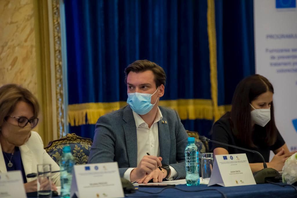 Vaccinurile au o eficiență scăzută pe tulpina Delta, și vor fi ajustate