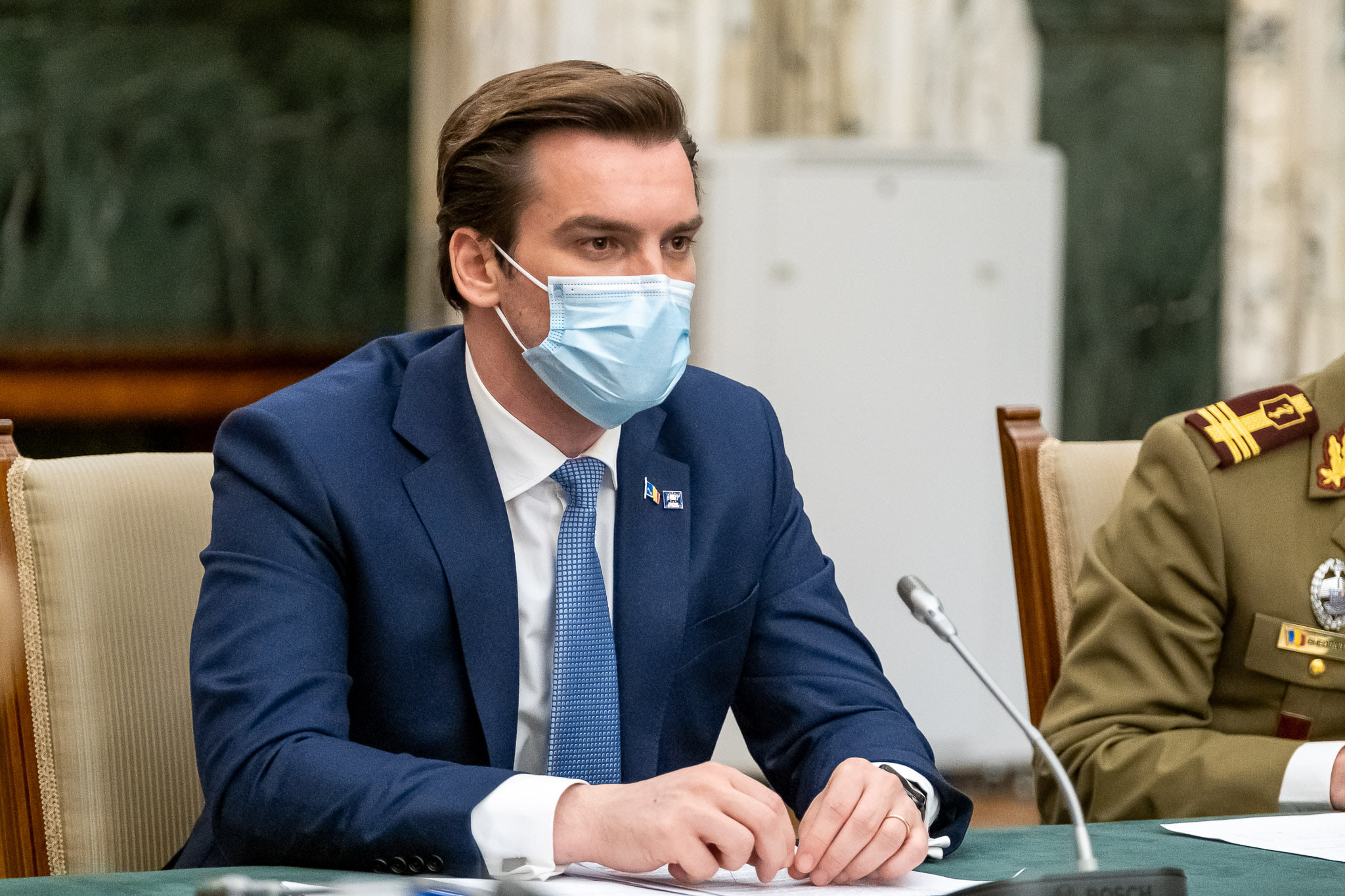 Valul patru ar pute aduce în jur de 1.500 de infectări pe zi iar vârful