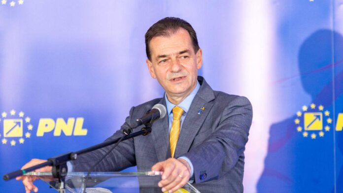 „Cu el ce ați avut?”. Ludovic Orban acuză conducerea PNL că l-a alungat pe câinele Toby, adus de el acum 5 ani