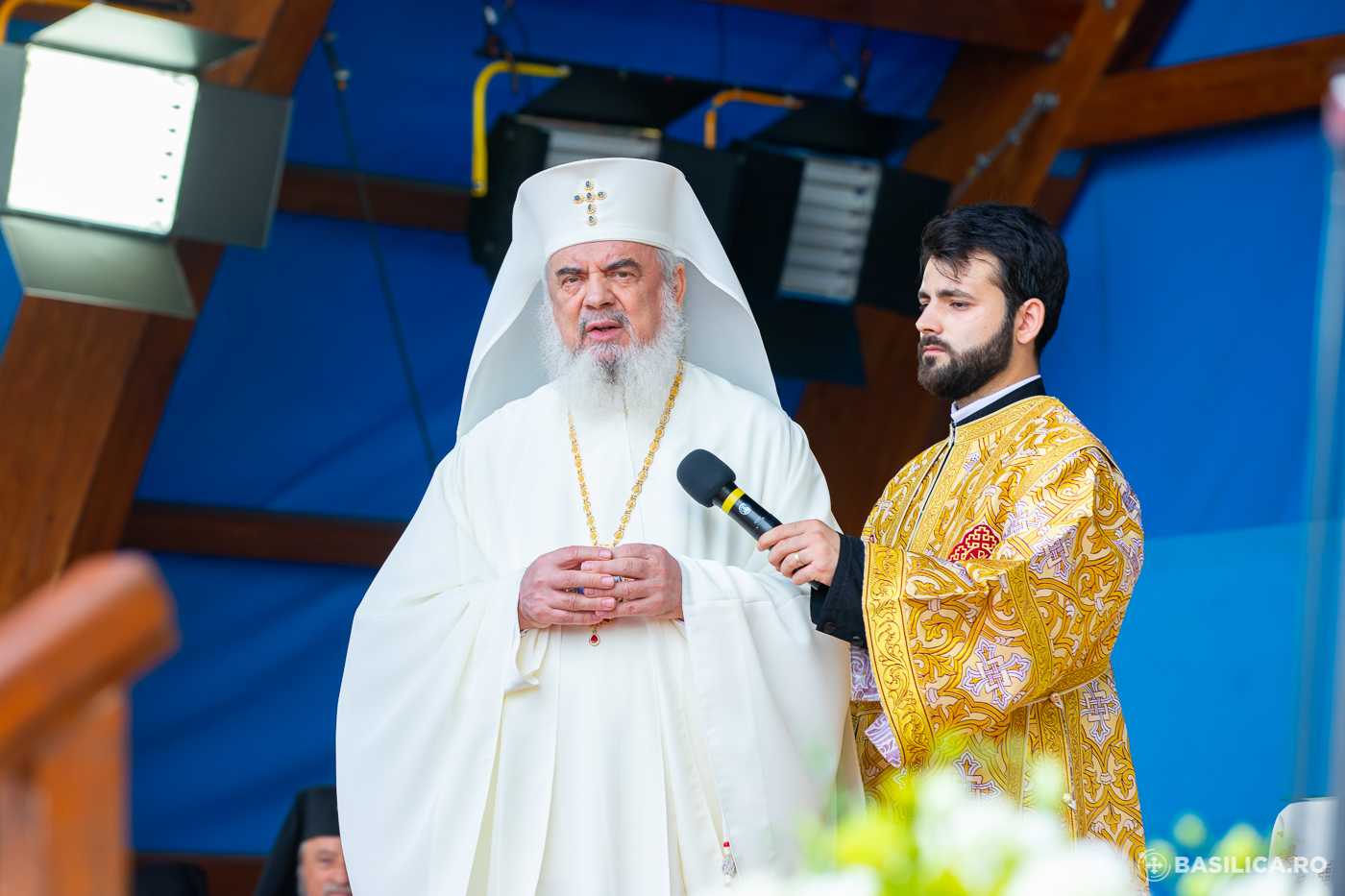 Dan Barna susține că Patriarhul Daniel are o viziune modernă despre vaccinare: „Este unul dintre cei care susține informarea”