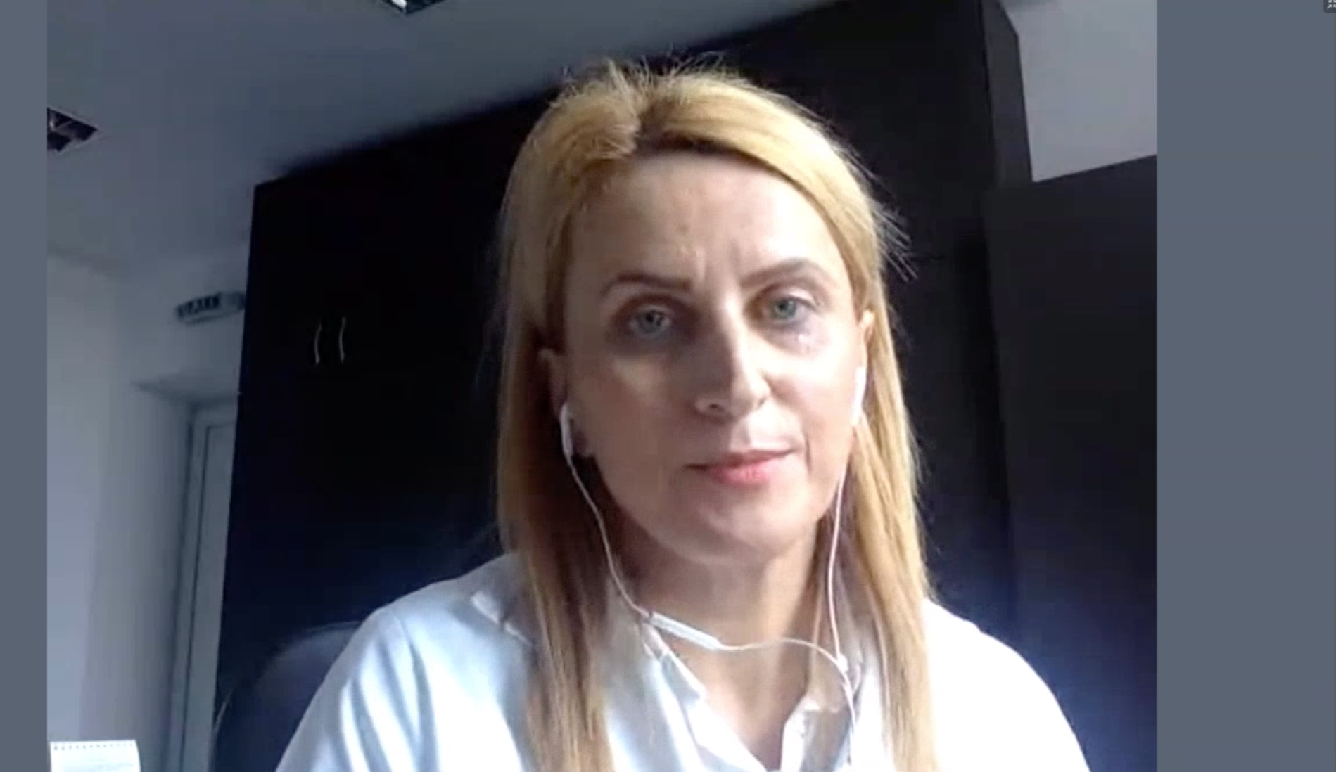 Un pacient COVID în stare gravă a venit singur cu mașina la spital