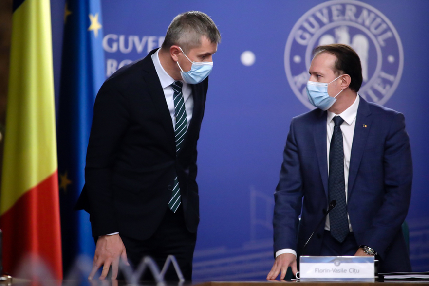 Florin Cîțu și Dan Barna se contrazic pe marginea pandemiei