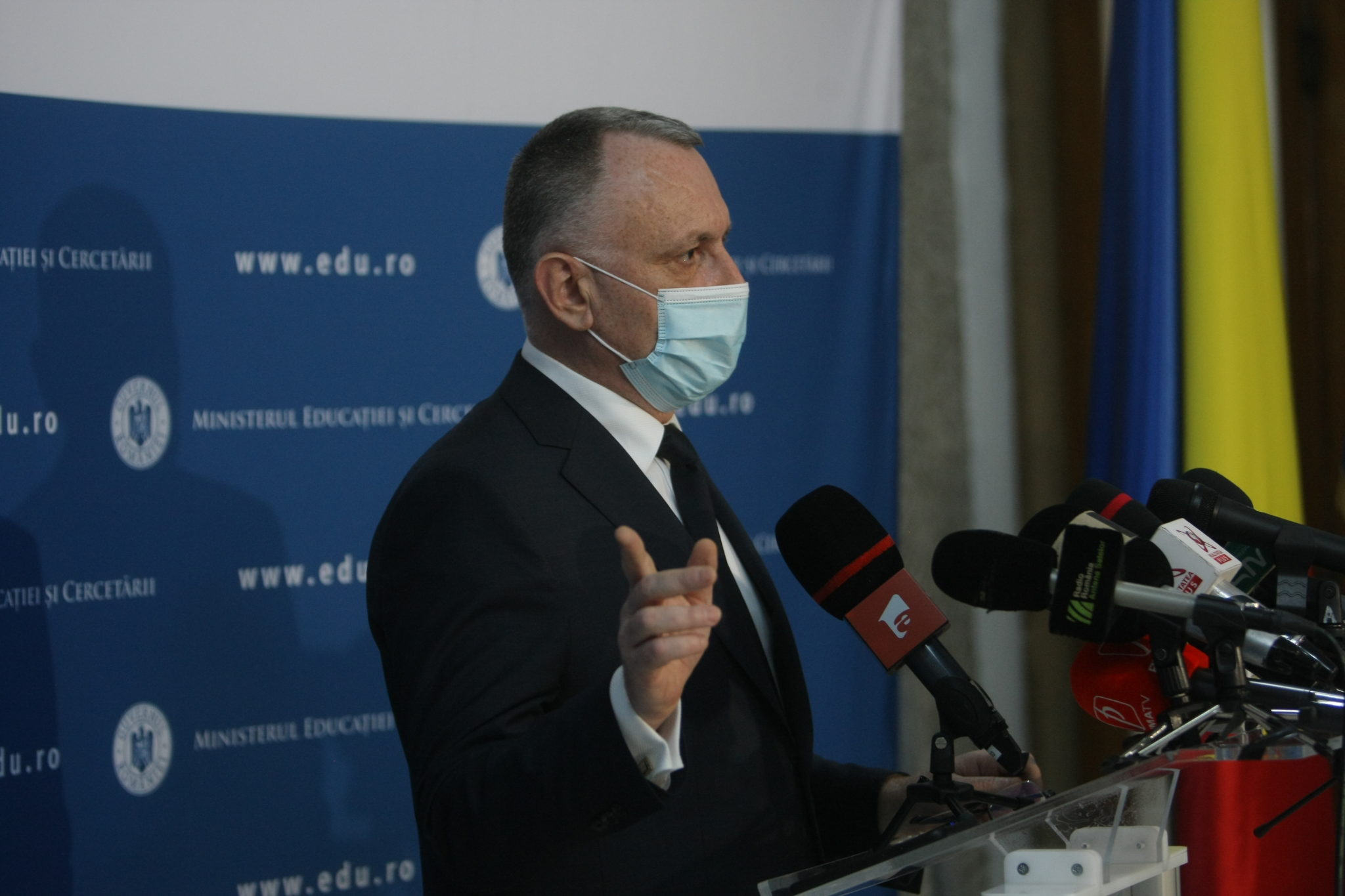 Concursul pentru directori de școli se va desfășura cu specialiști