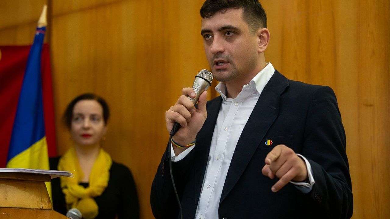 USR PLUS semnează moțiunea de cenzură inițiată de AUR